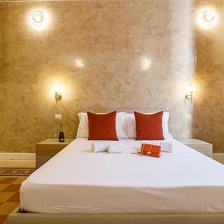 Erreggi Luxury Rooms 罗马 外观 照片