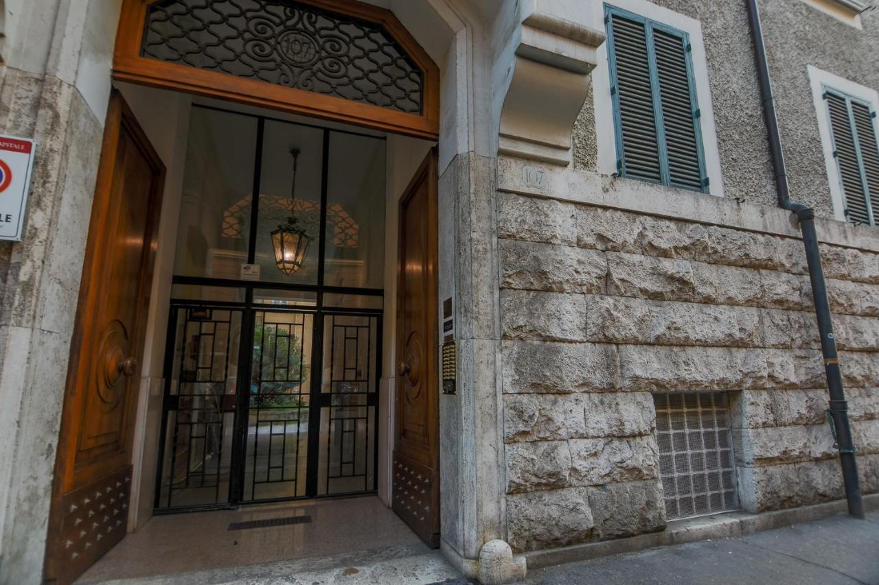 Erreggi Luxury Rooms 罗马 外观 照片